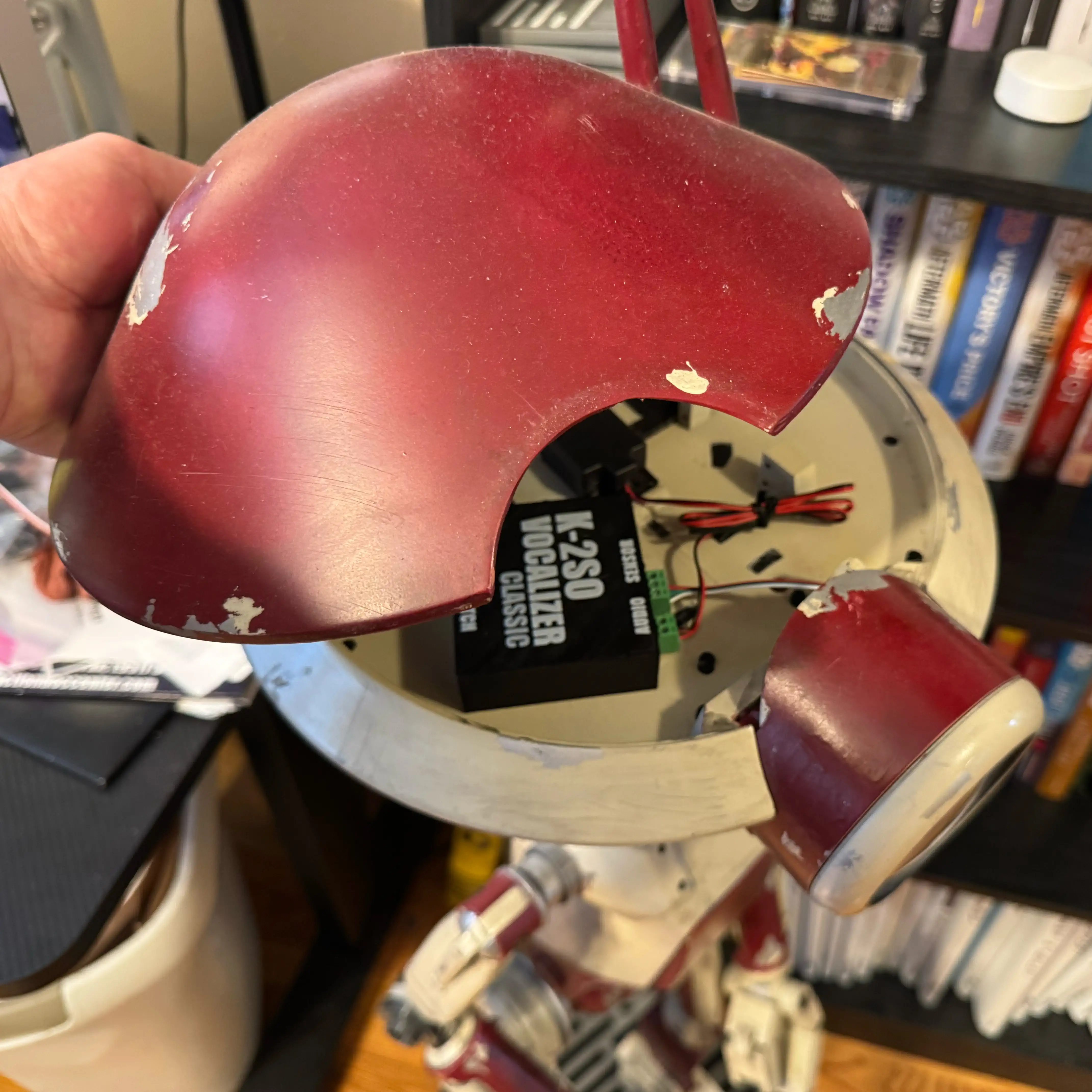 Pit Droid Vocalizer Classic - Installation Guide guide image